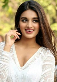 nidhhi agerwal 8